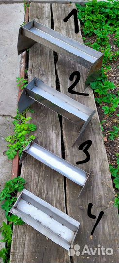 Кормушки и поилки для домашней птицы