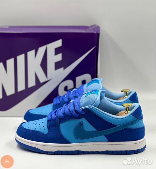 Кроссовки Nike SB Dunk Low 