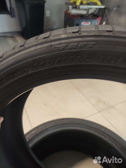 Bridgestone Potenza S001 245/40 R20 и 275/35 R20 102Y