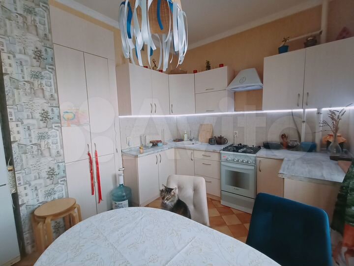 2-к. квартира, 75,8 м², 7/10 эт.