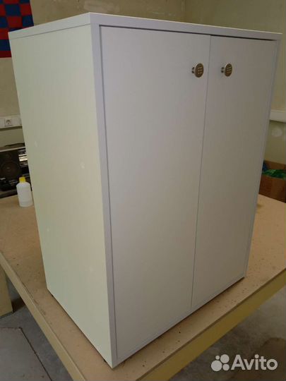Шкаф низкий,новый