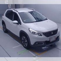 Peugeot 2008 1.2 AT, 2017, 67 000 км, с пробегом, цена 1 012 000 руб.