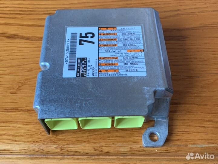 Блок SRS на Toyta sieena