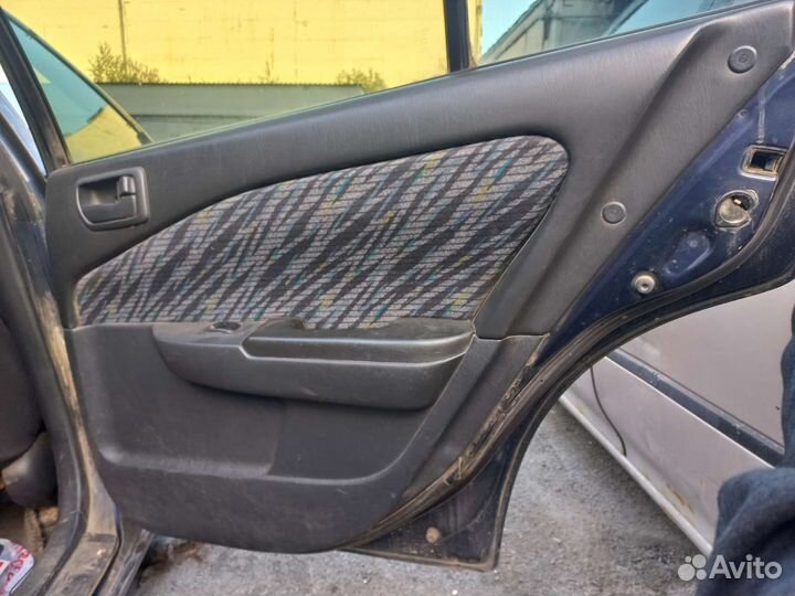 Обшивки карты дверей Toyota corona premio carina