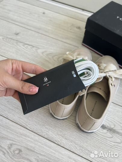 Tommy hilfiger кеды женские 36