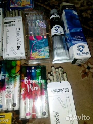 Новые маркеры,краски,ручки,промаркеры