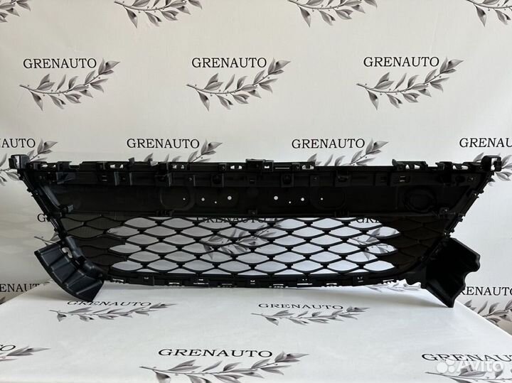 Mazda CX 7 решётка переднего бампера 10-12