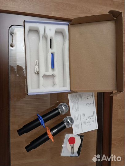 Микрофон для караоке беспроводной 2 штуки комплект