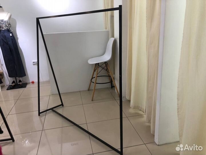 Вешалка напольная рейл