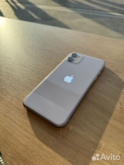 iPhone 11, 256 ГБ