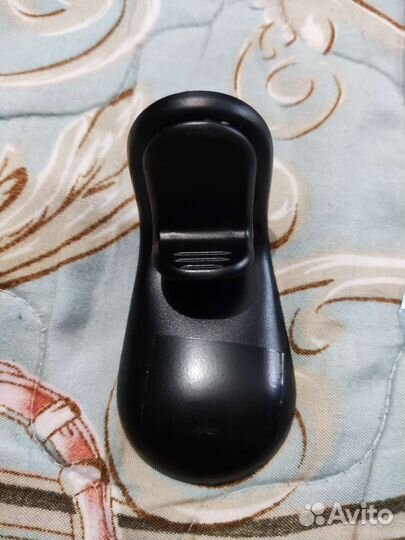 Магнитный держатель для телефона в машину