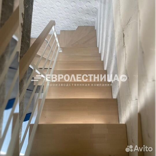 Лестница на металокаркасе