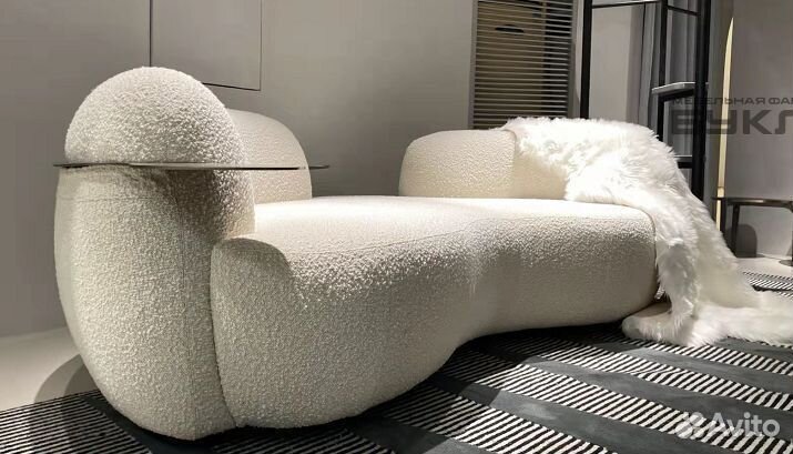 Диван букле