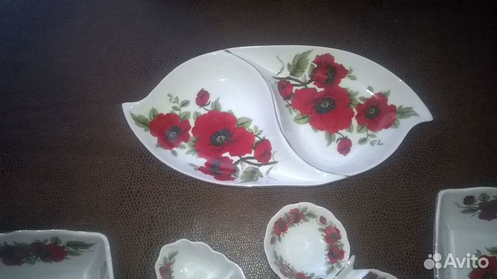 Набор посуды. фарфор