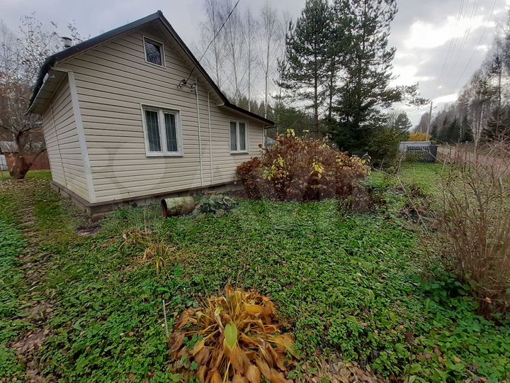 Дача 40 м² на участке 10 сот.