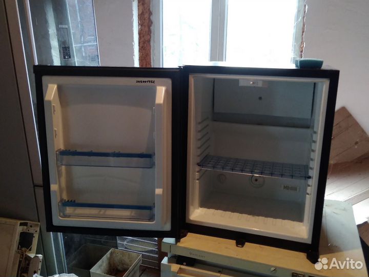 Минихолодильник