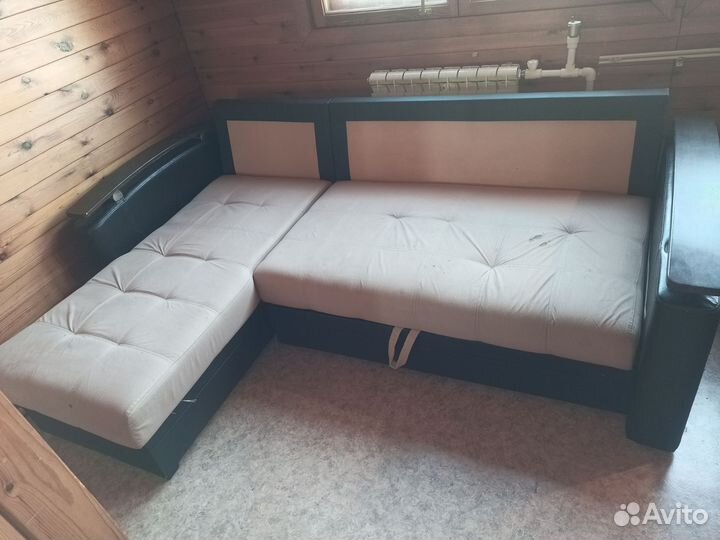 Угловой диван