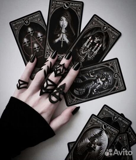 Таролог, гадалка. Медиум