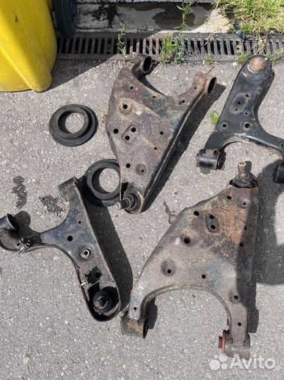 Комплект рычагов задних patol y62