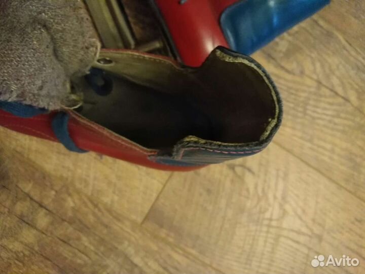 Коньки хоккейные