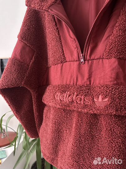 Куртка adidas женская 42