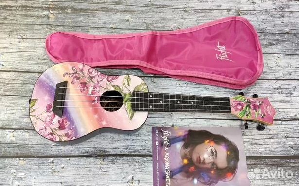Укулеле Flight Алёна Швец + Аксессуары