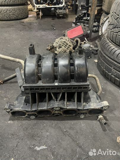 Suzuki SX4 Коллектор впускной