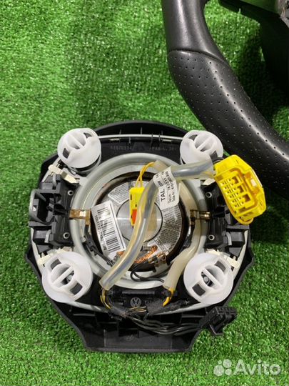 Руль Volkswagen Scirocco CAV 2011