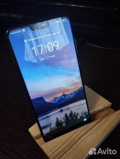 HUAWEI P20 Pro, 6/64 ГБ