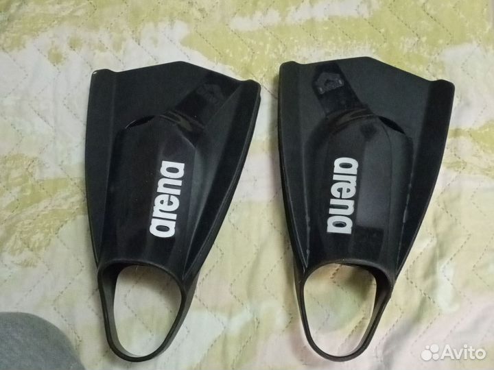 Спортивный инвентарь для плавания