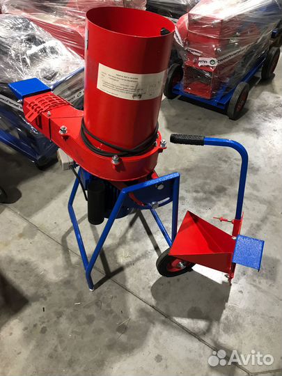 Измельчитель травы и веток 2в1 утр-448