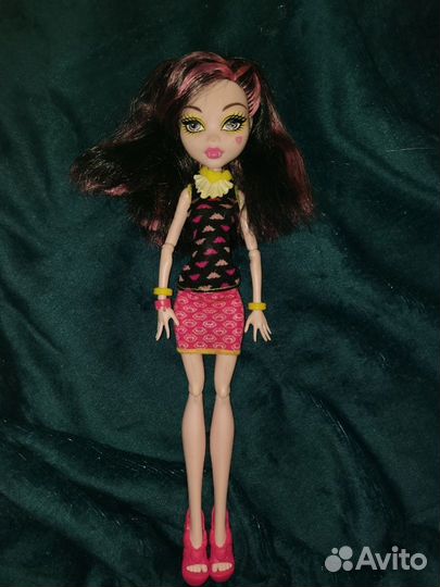Кукла монстр хай Дракулаура Крипатерия