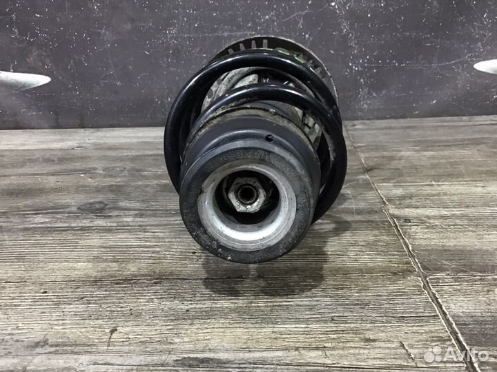 Стойка передняя Skoda Rapid Volkswagen Polo