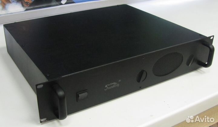 Усилитель звука 1000W Soundking AA1000J Pro Стерео