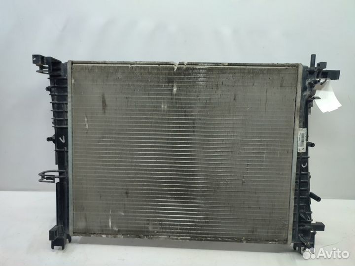 Радиатор охлаждения Renault Logan 2 2014