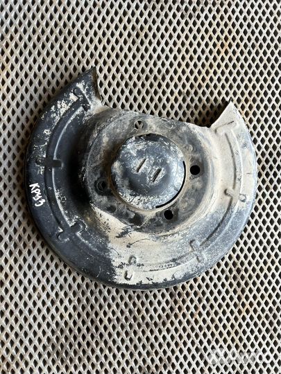 Пыльник тормозного диска Chevrolet Cruze