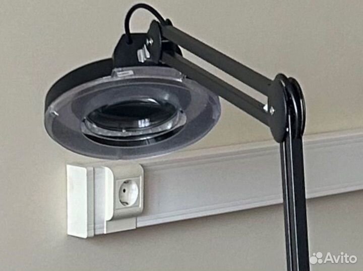 Лампа настольная