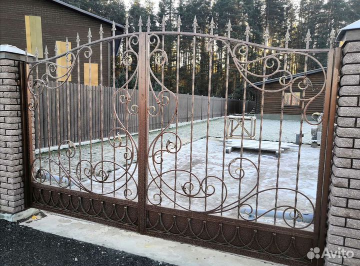 Кованные ворота, автомобильные навесы, козырьки