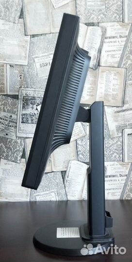 Монитор NEC E222W 22