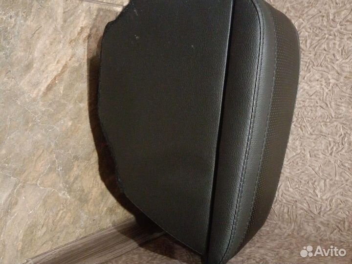 Подлокотник на kia rio 3