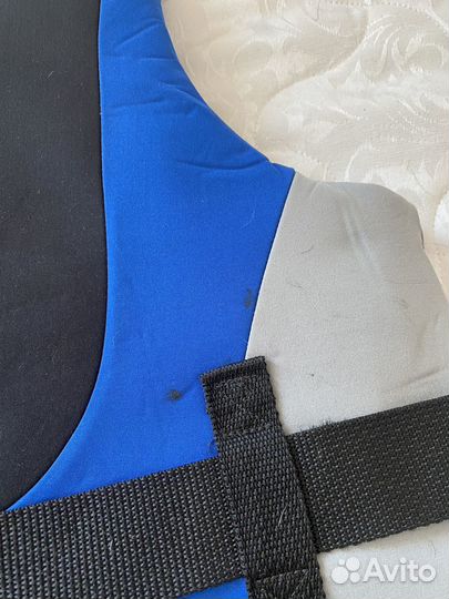 Жилет спасательный