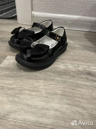 Туфли для девочки 25 размер
