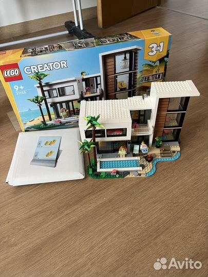 Lego creator 31153
