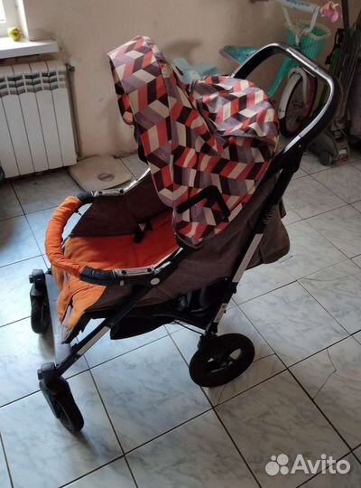 Детская коляска
