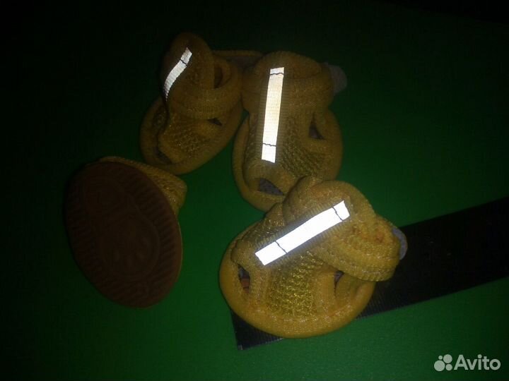 Обувь для маленькой собаки