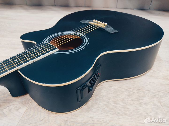 Гитара электроакустическая новая