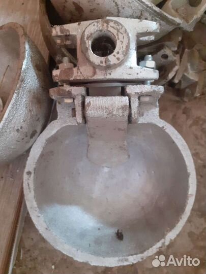 Поилки чугунные для кр