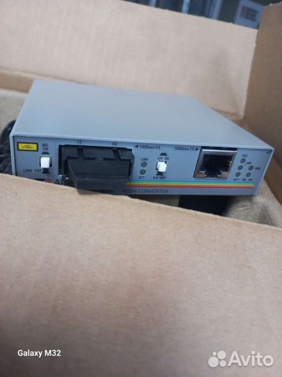 Медиаконвертер Allied Telesis AT-MC102XL