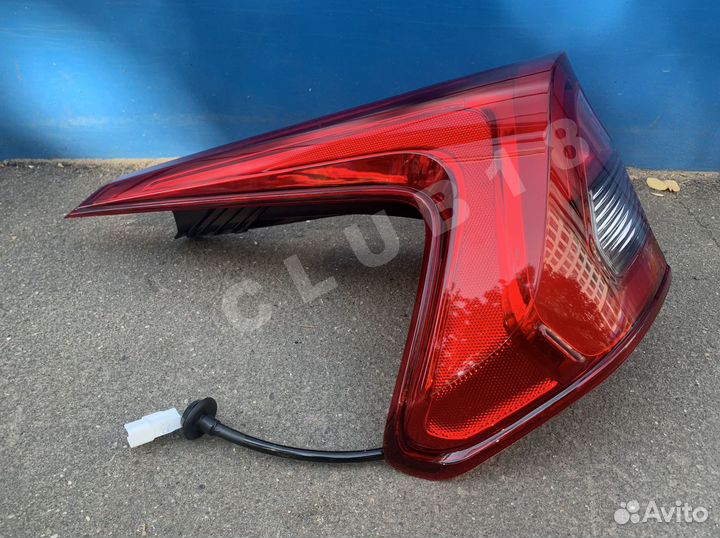 Фонарь левый Mitsubishi Eclipse Cross 17-22