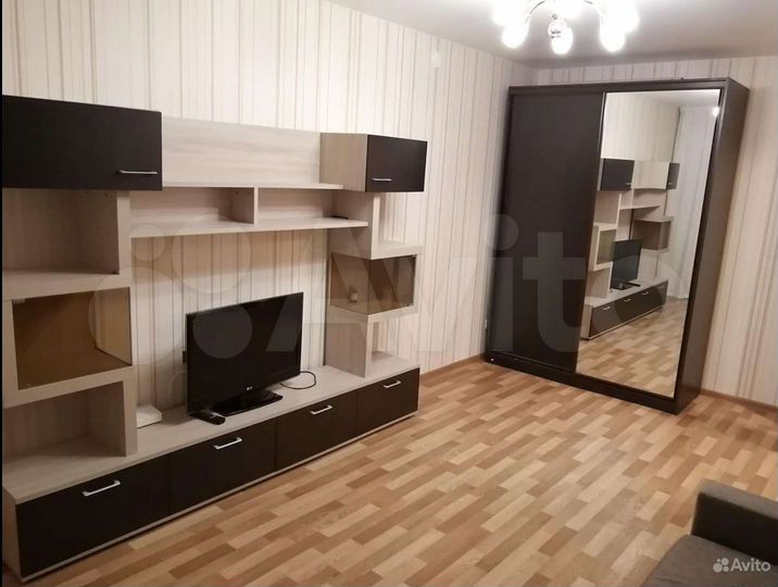 1-к. квартира, 32 м², 9/17 эт.
